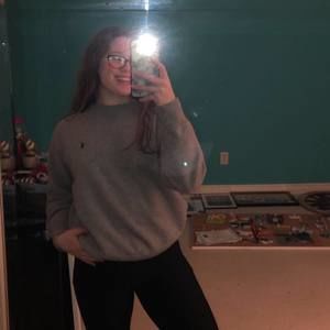 Meet your Posher, Mia